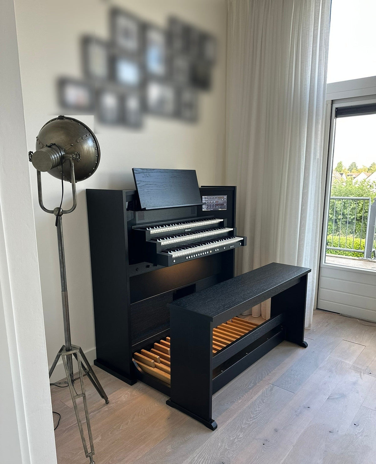 Levering van de Mixtuur Duett III in Sliedrecht.