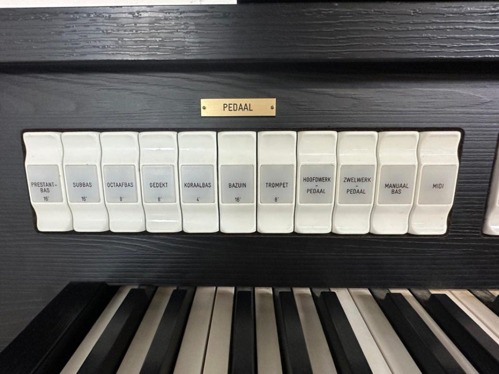 JohannusStudio150registersPedaal