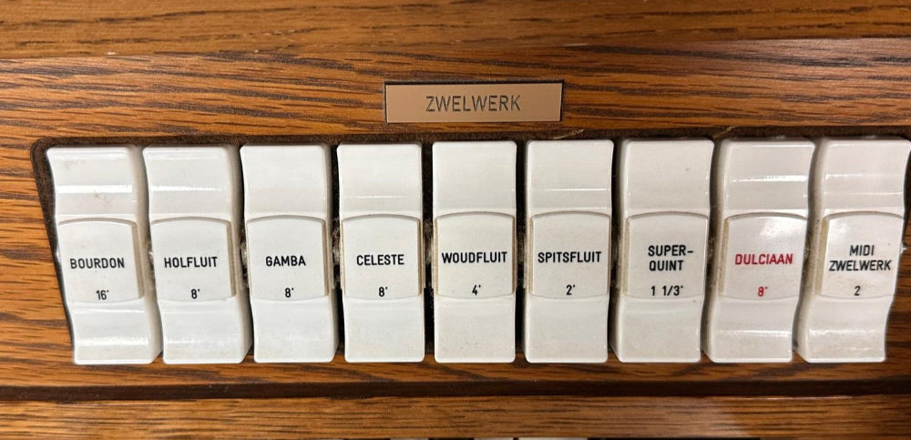 Johannus Wesley registers zwelwerk