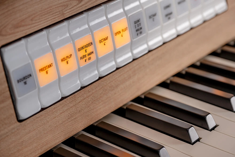 Studio_260_-_registers