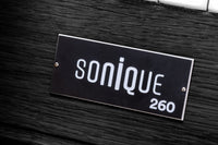 johannus_sonique_260_naamplaat zwart