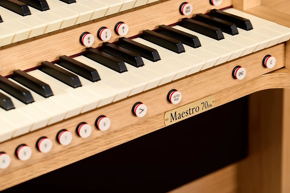 maestro-70_naamplaatje
