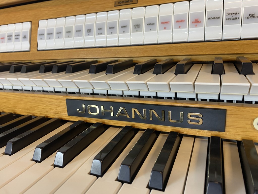Johannus Opus 25 licht eiken Andante Orgels
