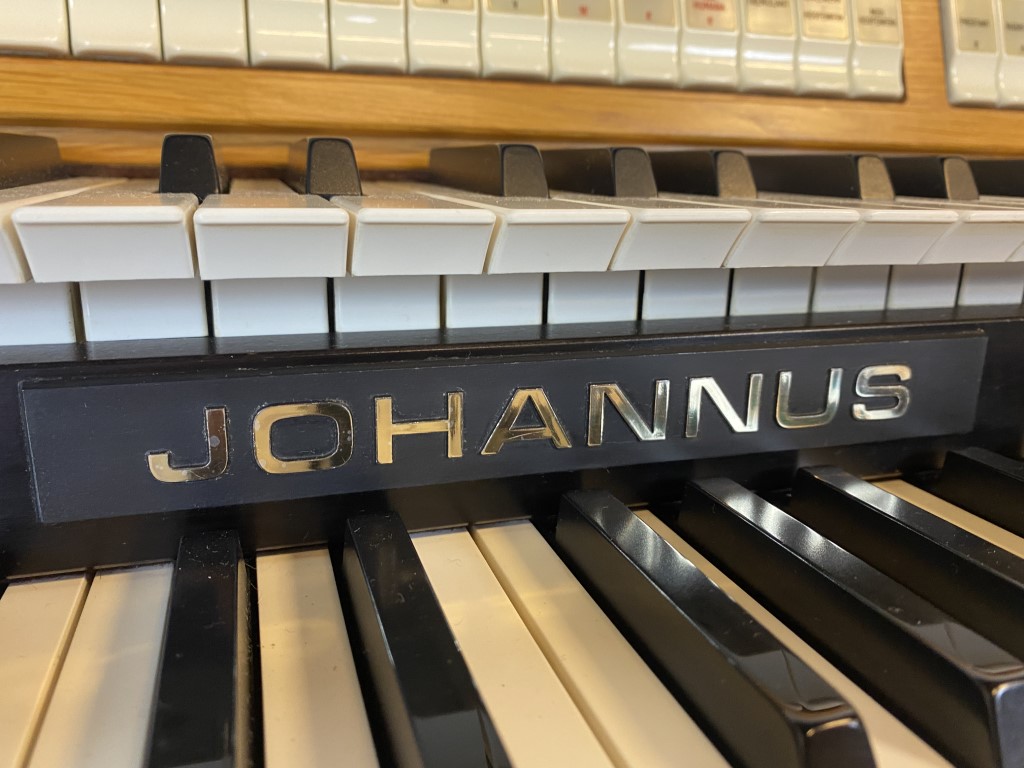 Johannus Opus 20 licht eiken Andante Orgels