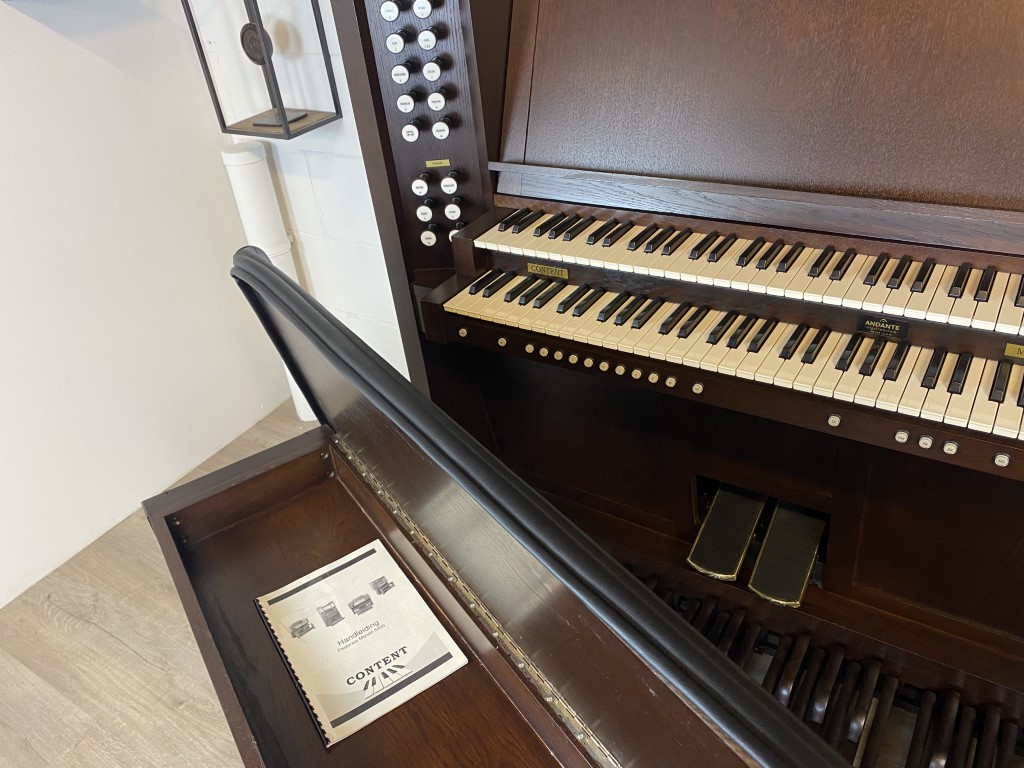 Content Mondri 5400 Andante Orgels