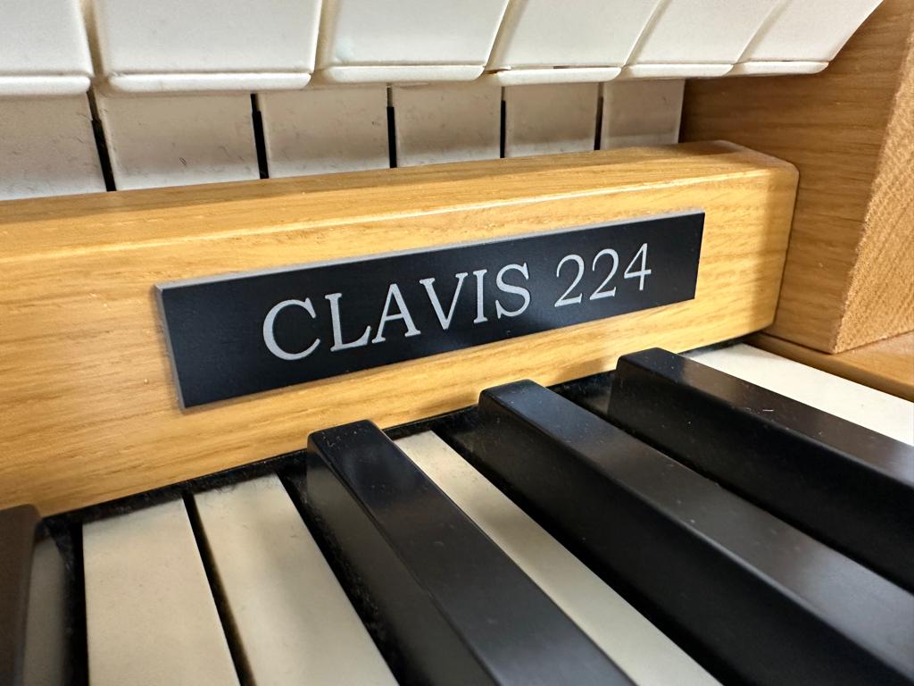 Content Clavis 224 licht eiken Andante Orgels