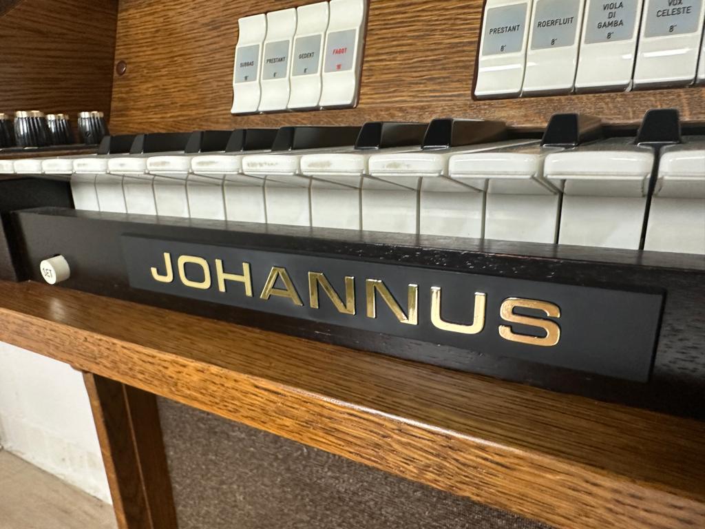 Johannus Opus 1 donker eiken Andante Orgels