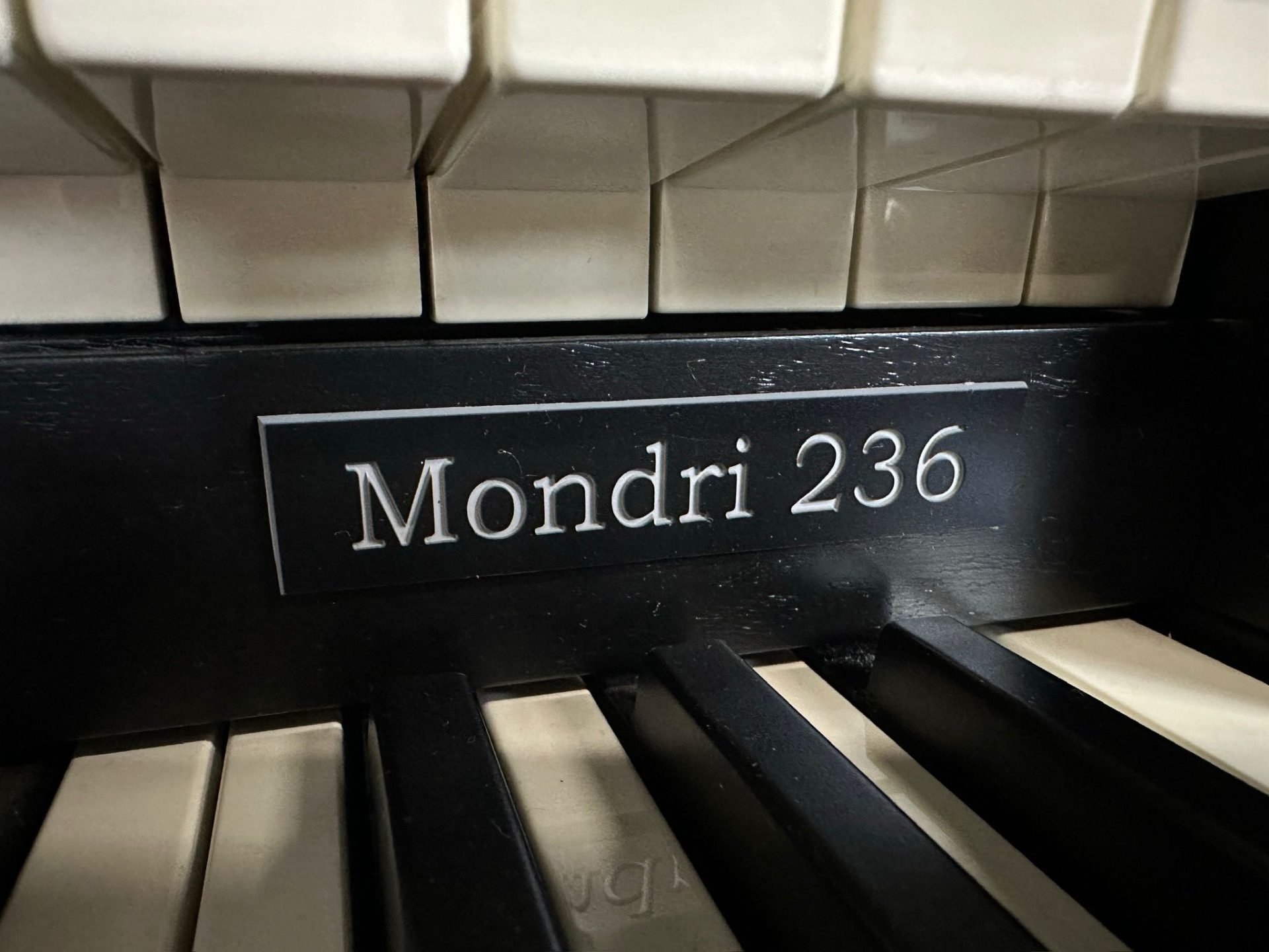 Content Mondri 236 zwart occasion Andante Orgels