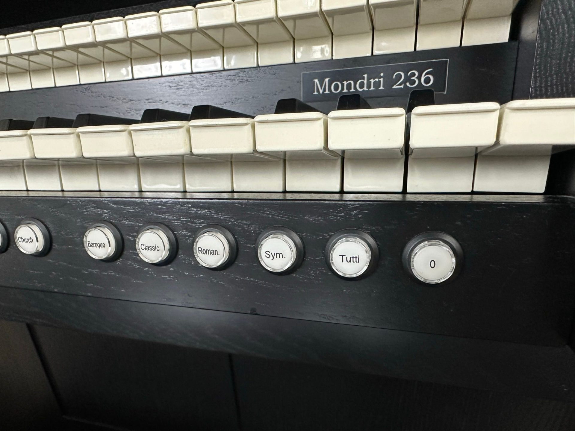 Content Mondri 236 zwart occasion Andante Orgels