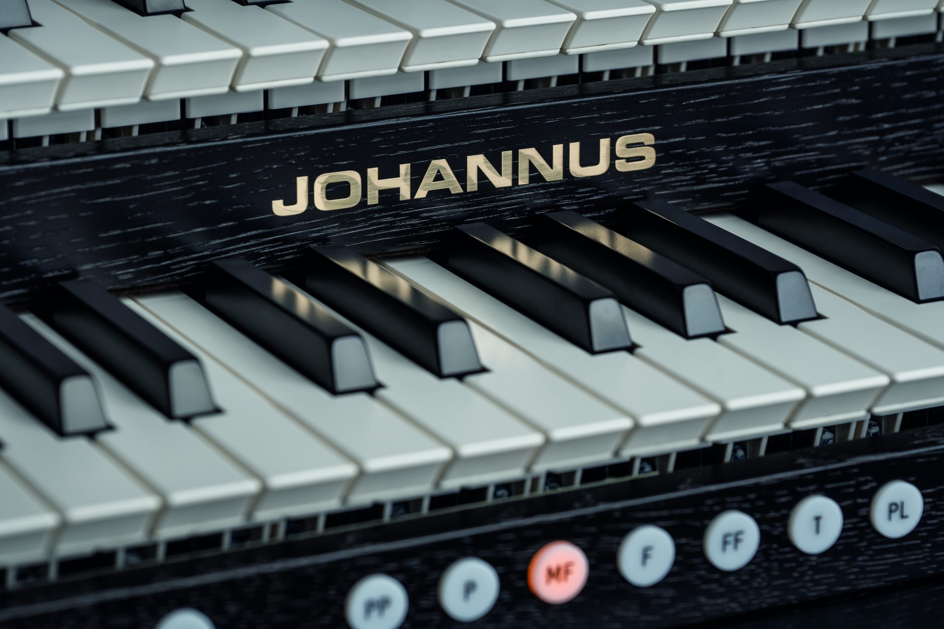 Johannus Opus 360 zwart